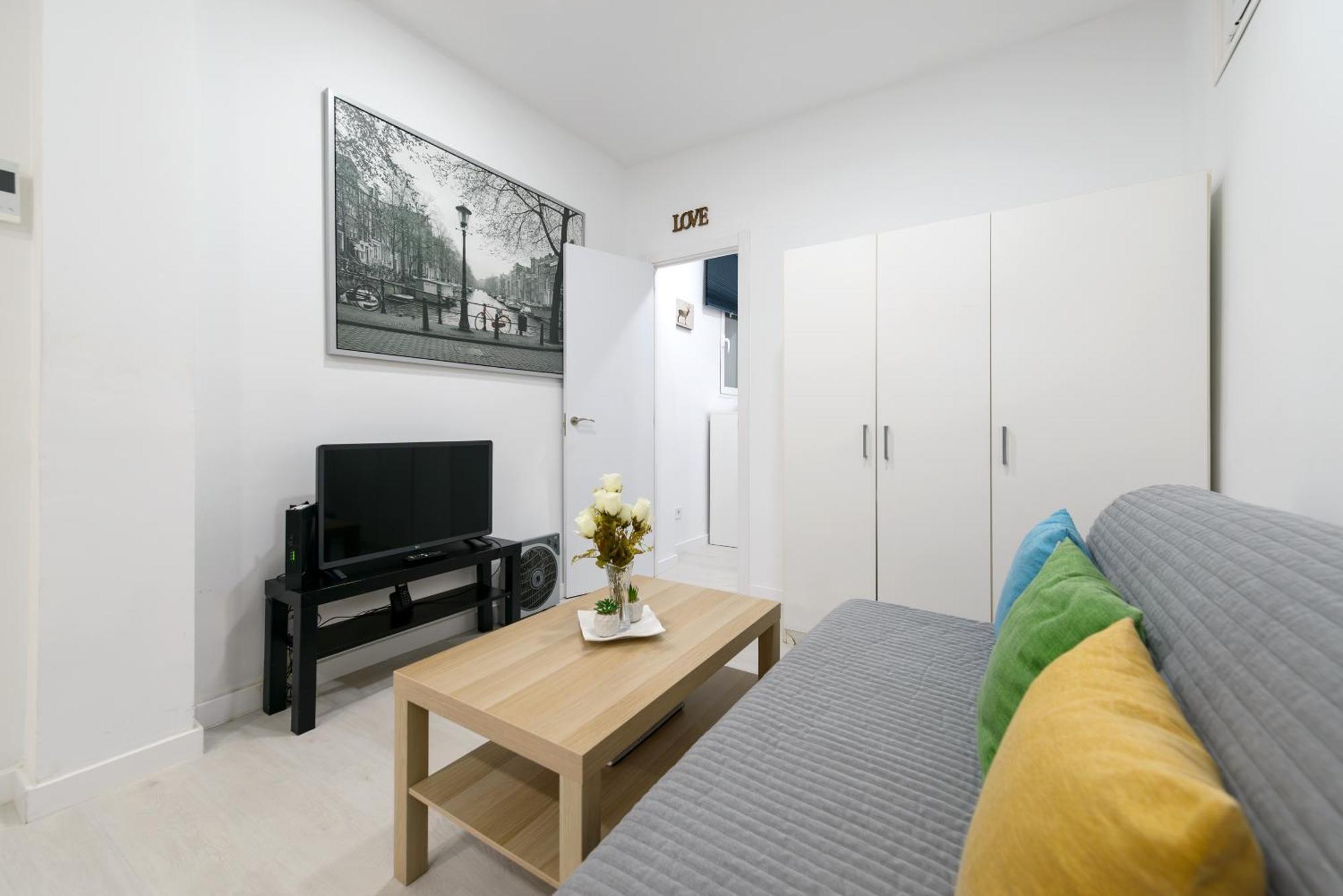 Piso Nuevo Lavapies, Wifi, Smart Tv Apartment Madrid Bagian luar foto